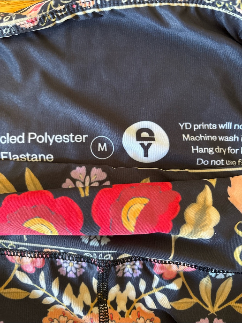 Yoga Democracy Rustica Floral Legging Size Medium - Picture 4 of 5